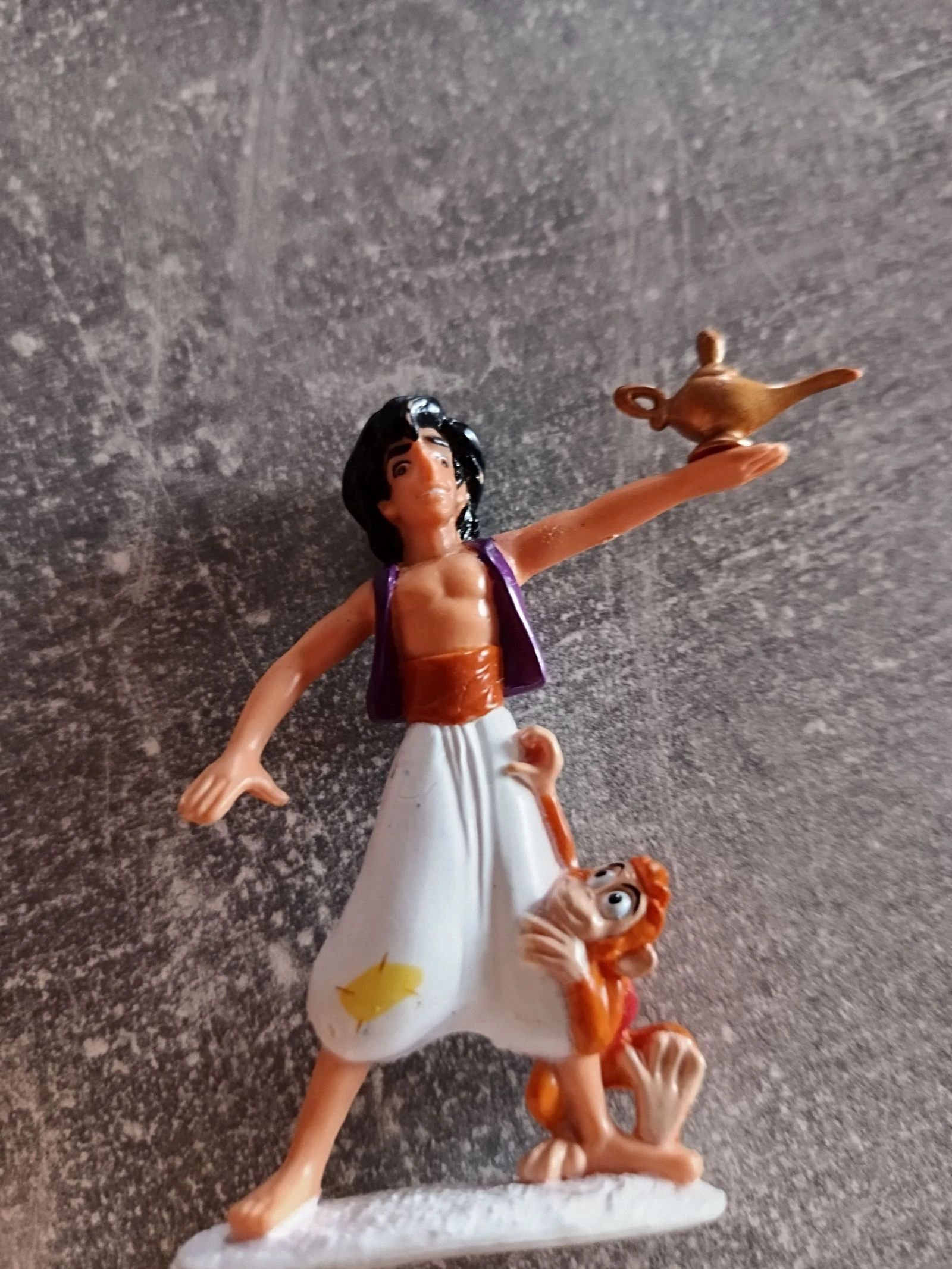 Aladdin with Magic Lamp Disney 1992 – photo 4
